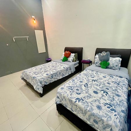 Comfort 36 Entire House At Alma Bukit Mertajam Buitenkant foto